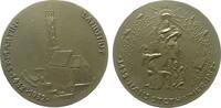 Städte Medaille Bronze Landshut - auf den Baumeister Hans Stethaimer und 500 Jahre St. Martin, Kirchenansicht / kniende männliche Gestalt mit ei -