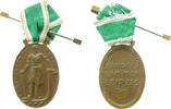 Goetz tragbare Medaille Bronze Leipzig - Verdienstmedaille der Handelskammer, Arbeiter mit Hammer auf Schiffbug / Mehrzeiler, v. Goetz Karl, ca. 24,4 x -