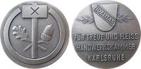 Städte Medaille o.J. WM Karlsruhe - für Treue und Fleiss, Handwerkskammer, Hammer - Eichel und Eichenblatt / Schrift, ca. 45,5 MM vz-stgl