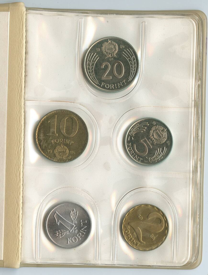 Ungarn Original Kursmünzensatz 1984 Gn942 Kms 5 Coins Mint Set Hungary Unzirkuiert In Original 