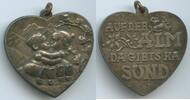 Medaille M1002 - Alte Liebesmedaille Auf der Alm da gibt's koa Sünd -