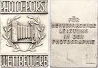 Fotografie Versilberte Bronzeplakette Allgemein -