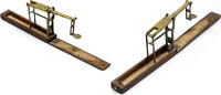 Great Britain 1820 A Brass and Mahogany English Portable Coin Scale by S... 275,00 EUR  zzgl. 15,00 EUR Versand