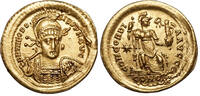 Theodosius II. (408-450) AV Solidus Konstantinopel. Viktoria bekränzt Constantinopolis vz-, Prüfstiche