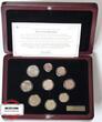FINNLAND 3,88 € 2002 FIN-S4 - KMS incl. einer Goldmedaille in der OVP (Holzbox) PP