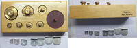 Sonstiges West Germany Brass Weight Set Wood Holder DWT Troy Vintage - L09 -