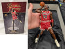 Other  Michael Jordan 1988 Slam Dunk Figure Upper Deck Historic Beginnin... 129,90 EUR  zzgl. 23,34 EUR Versand