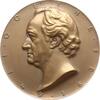 Frankfurt, Stadt Große einseitige Bronzemedaille v. Hartig, auf den 100. Todestag Johann Wolfgang von Goethe, 1749 - 1832 -