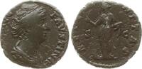 Römische Kaiserzeit As Faustina I., Diva, Weibl. Figur, rechte Hand erhoben, zu Füßen eine kleine Figur -
