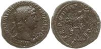Römische Kaiserzeit As Trajan, 98 - 117, Viktoria steht n.l., Fuß auf Globus, hält Kranz und Trophäe -