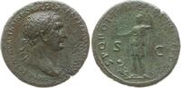 Römische Kaiserzeit Sesterz Trajan, 98 - 117, Roma steht n.l., hält Viktoria und Speer, zu Füßen ein Daker -