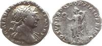 Römische Kaiserzeit, Rom Denar Trajan, 98 - 117, Bel. und drap. Büste n.r. / Victoria hält Kranz und Palmzweig -