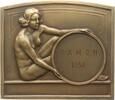 Belgien Große einseitige Bronzeplakette von Michel, Unbestimmt, Unbekleidete Frau hält Reif, darin R.A.M.C.H. -
