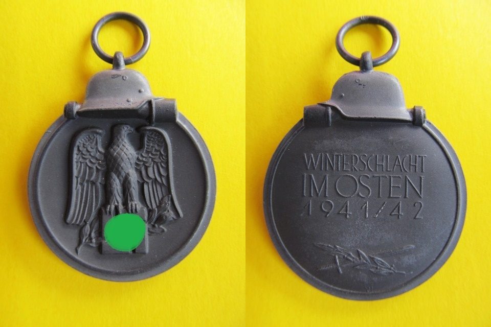 Medaille Winterschlacht im Osten 1941/42 Drittes Reich 19331945 GefrierfleischOrden mit Band Medaille Winterschlacht im Osten 1941/42 Drittes Reich 19331945 GefrierfleischOrden mit Band