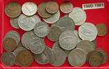 IRELAND COLLECTION LOT IRELAND 1980-1981 45PC 322G -