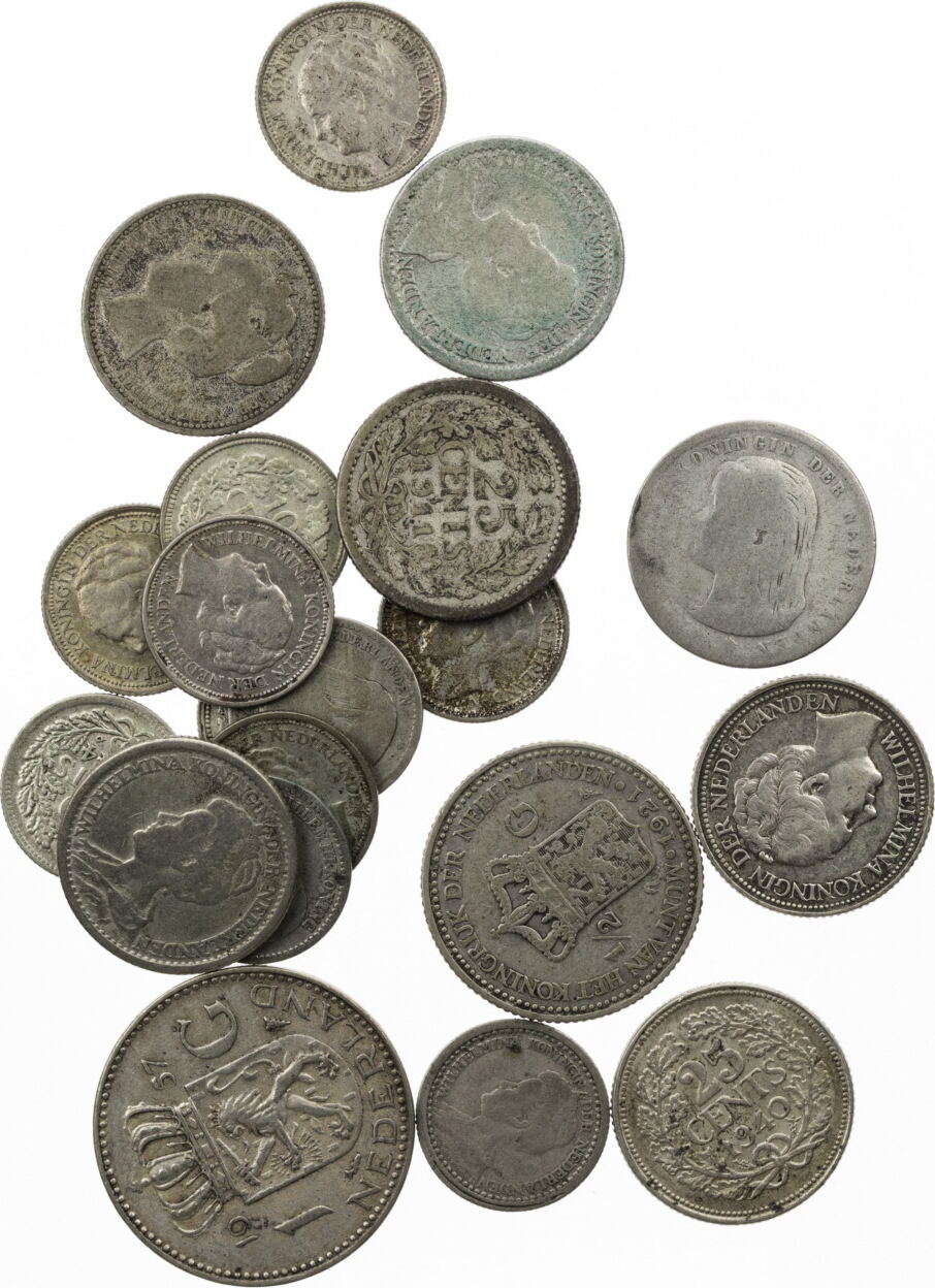 Niederlande 18901957 Lot von 20 Münzen unterschiedliche Nominale und