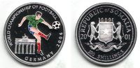 Somalia 100 Shillings Fußball WM 2006 in Deutschland - Spieler mit Ball (farbig)vor Brandenburger Tor -