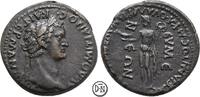 Domitian (81-96) Lokalbronze Eumeneia (Phrygia), Portrait / Apollo mit Rabe und Doppelaxt, -