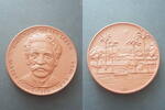 DDR Porzellanmedaille Albert Schweitzer Porzellanmanufaktur Meißen -