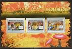 Guinea Guinea 8858-8860 postfrisch Kleinbogen / Pilze MiNr. 8858-8860 postfrisch Kleinbogen / Pilze -