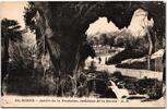 AK Nimes Jardin de ia Fontaine, intérieur de la Grotte ungebraucht -