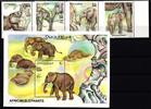 Somalia Somalia Block 74 + 855-858 postfrisch Elefanten MiNr. Block 74 + 855-858 postfrisch Elefanten -
