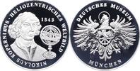 Personenmedaillen Silbermedaille Kopernikus, Nikolaus *1473 Thorn, +1543 Frauenburg, deutscher Astronom. -