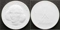 Personenmedaillen Porzellanmedaille Kopernikus, Nikolaus *1473 Thorn, +1543 Frauenburg, deutscher Astronom. -