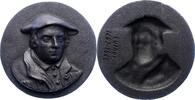 Personenmedaillen Geschwärzte Eisengussmedaille Luther, Martin *10.11.1483 Eisleben +18.2.1546 Eisleben. -