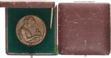 Sachsen Dresden Stadt Bronzemedaille von Friedrich Wilhelm Hörnlein Preismedaille der Landwirtschaftskammer. Stempelglanz / mattiert. Im original Etui.