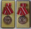 DDR Medaille o. J. Verdienstmedaille der Nationalen Volksarmee (NVA) vz 20,00 EUR  zzgl. 4,50 EUR Versand