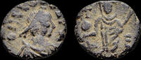 Roman AE nummus Leo I AE nummus Verina standing facing -