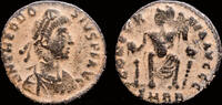 Roman AE3 Theodosius I AE18 Concordia seated facing -