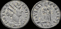 Roman follis Fausta ,Augusta AE follis Fausta standing facing -