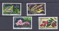 Congo Lot de timbres KONGO - 4 BRIEFMARKEN - 1, 2, 3 ET 5 FRANCS - 1970 - BLUMEN -