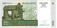 Madagascar 200 Ariary MADAGASCAR - PICK 87 b - 200 ARIARY - 2004 - SIGN 6 -