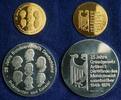 Deutschland 1974 Set von Gold- & Silbermedaille auf 25 Jahre Grundgesetz PP