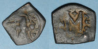 ISLAM Follis Syrie. Monnayage pseudo-byzantin (638-c.670). figure impériale debout -