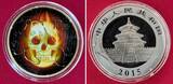 China 10 Yuan Silbermünze 2015 Burning Panda Skull - Black Ruthenium 24 KT Gold and Color - Brennender Schädel Stgl. mit Holzbox, Umkarton und privatem Zertifikat
