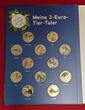 Österreich Austria 12 x 3 Euro Ku/Ni Münzen mit Farbauflage 2016 - 2019 Tiere aus aller Welt - 3 Euro Tier Taler Handgehoben/ minimal angelaufen im Sammlerbuch