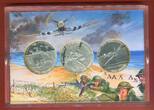 Bailiwick of Guernsey 3 x 5 Pounds Silbermünzen z.T. leicht angelaufen 2014 D-Day - The 70th Anniversary of the Normandy Landings Silver Coin Set Polierte Platte mit Box, Holzetui & Zertifikat