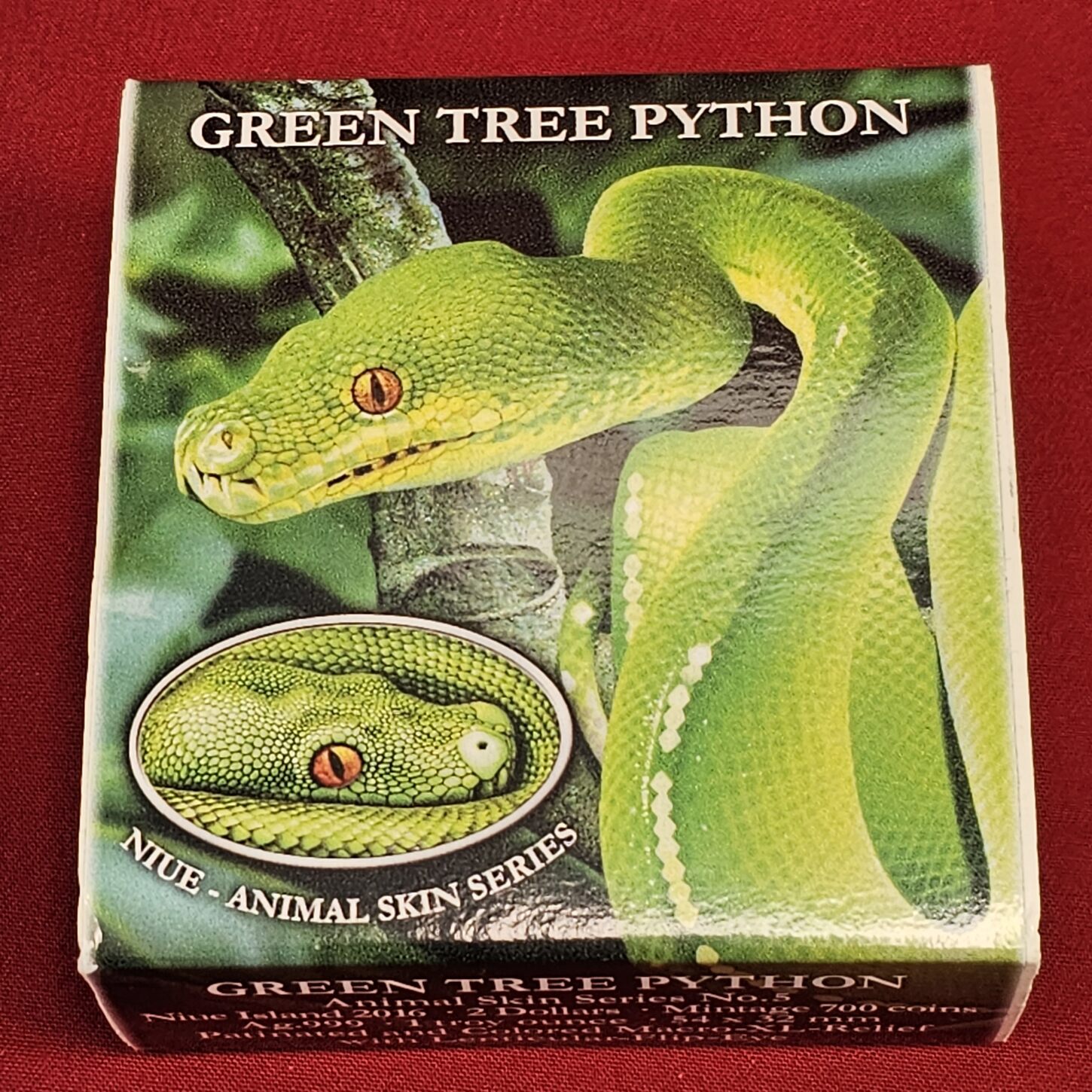Niue Islands Inseln 2 Dollars Oval 2016 Green Tree Python Animal Skin ...