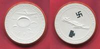 Deutschland Germany 1933 - 1945 Porzellan Medaille Weiß Meissner Einnahme von Kreta Luftlandetruppen Farbapplikation Braun Schwarz -