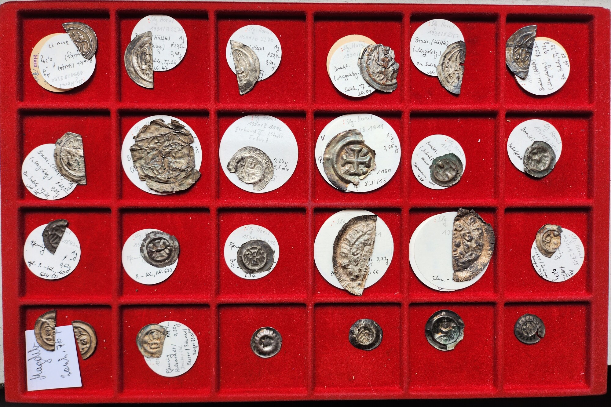 Deutschland Brakteaten Lot 48 Stück diverse ex Slg. Horn mit