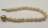 Perlenschmuck Perlenarmband 585er Gold Verschluß 14 Karat 19 cm lang Akoya Perlen Armband getragen, mit Gebrauchsspuren