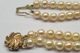 Perlenschmuck Perlenarmband 2 reihiges Armband 8K 333er Gold Verschluß, Akoya Perlen getragen, mit Gebrauchsspuren