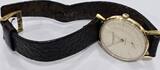 Schweiz Herrenarmbanduhr Handaufzug vintage aus den 1960 er Jahren Armbanduhr Herren Baume & Mercier Geneve, 2580 mit normalen Gebrauchsspuren, Funktionsfähig