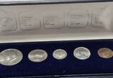 USA - Vereinigte Staaten v. Amerika 1/2, 1/4 Dollar, 1 1 Dime, 1, 5 Cents 1971 5x Münzen Lot ss, box