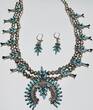 Silberschmuck 925er Silber Türkise Squash Blossom Vintage Kette mit Ohrringe Indianerschmuck getragen und befindet sich in einem guten Zustand