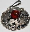 Silberschmuck 835er Silber Art deco Fischland Bernstein Karpfen See Möwen Seestern Anhänger getragen und befindet sich in einem guten Zustand